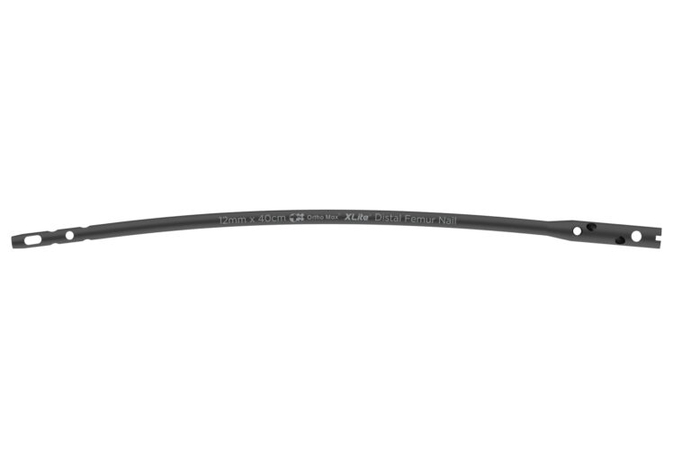 Distal Femur Intermedullary Nail Multiangle cross-locking fixation using interlocking screws ensures optimal stability